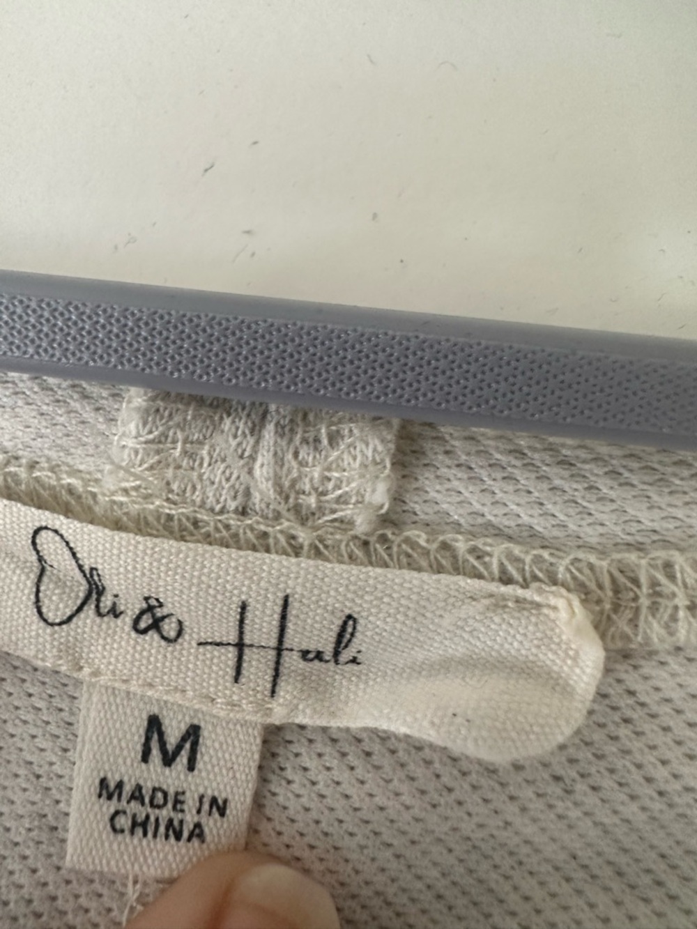 Oli & Hali Heart Top - Size Medium - Picture 7 of 10